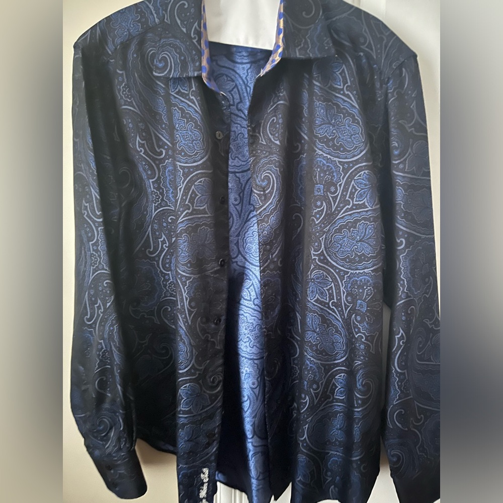 Robert Graham Men's Blue Paisley button down - special edition